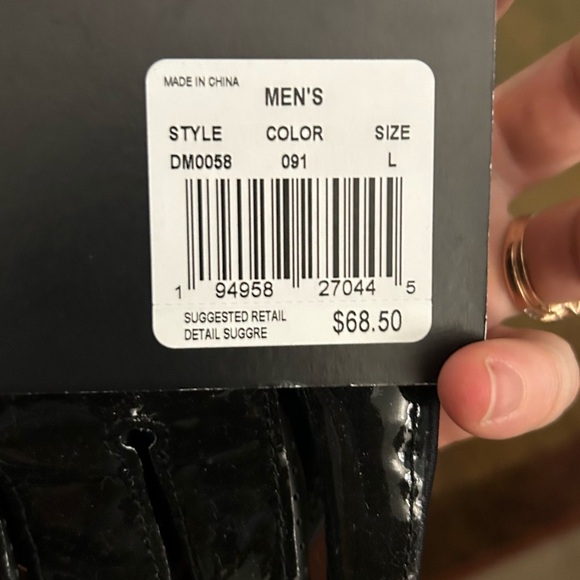 NWT Nike football gloves - Picture 2 of 4